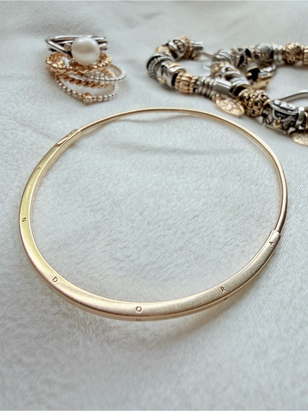 Authentic Pandora 14k Gold 10.3 Gram Weight Signature I-D Bangle 552227C00-3